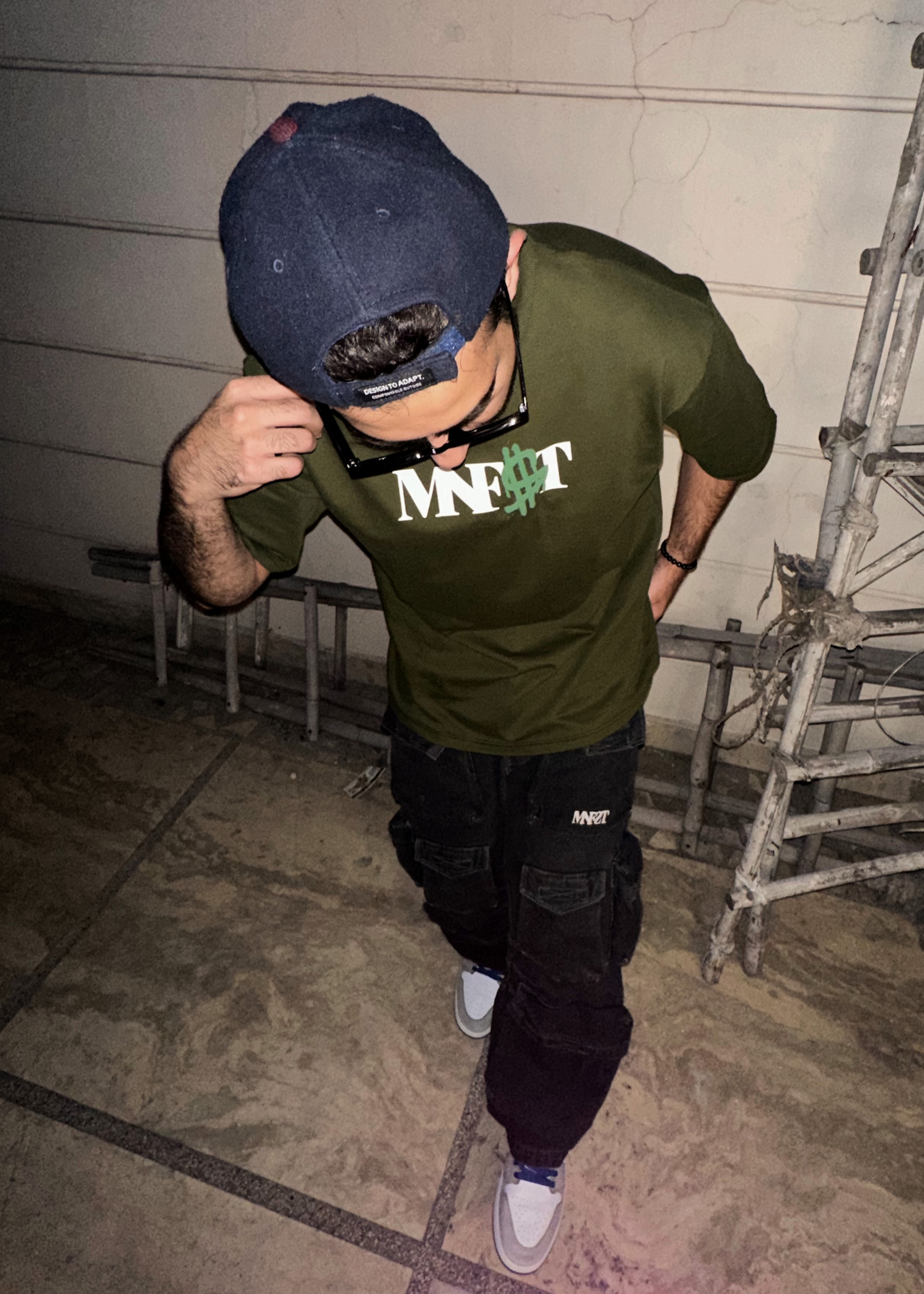 Honey Money MNFST T-shirt