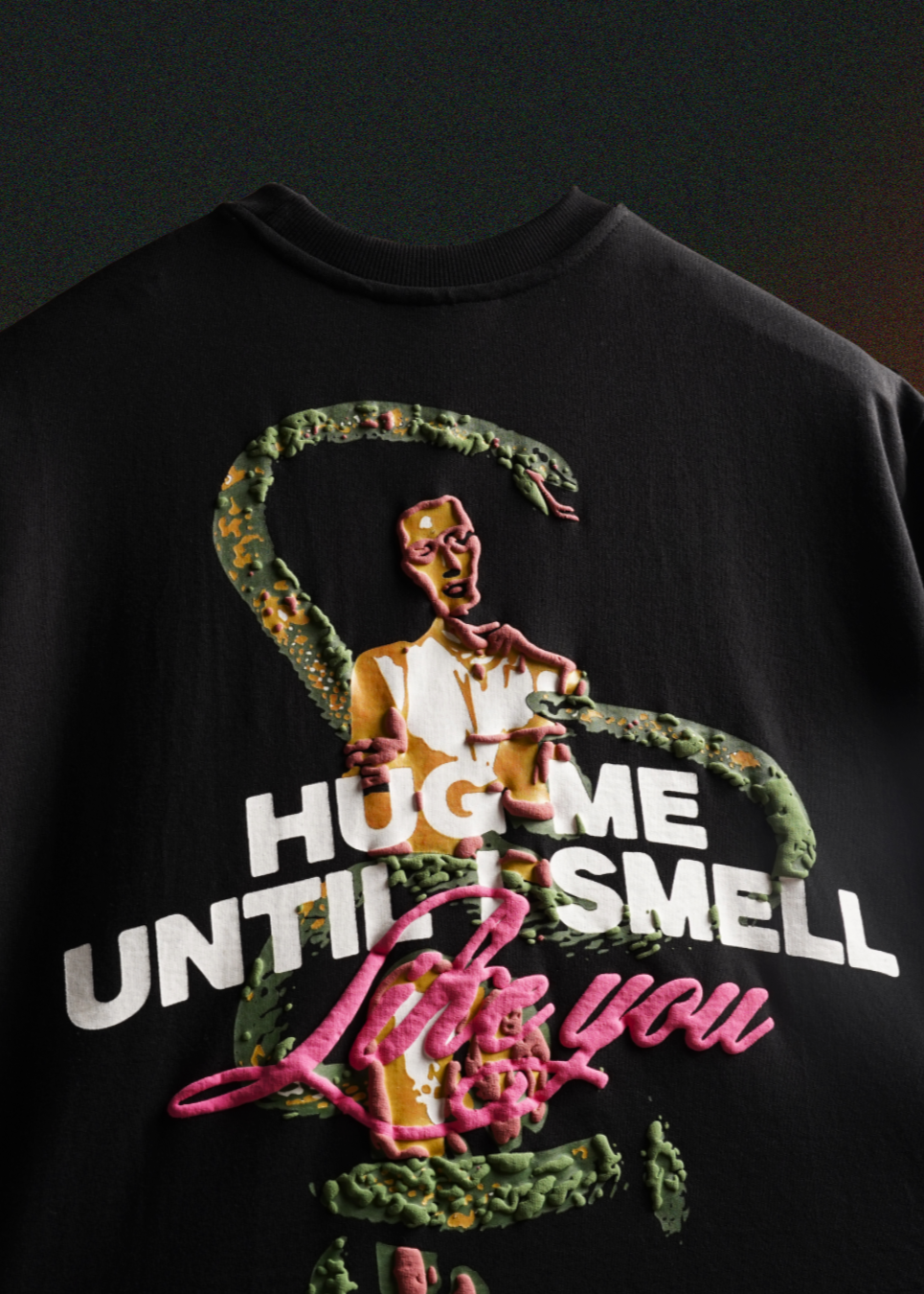 Hug Trap MNFST T-shirt