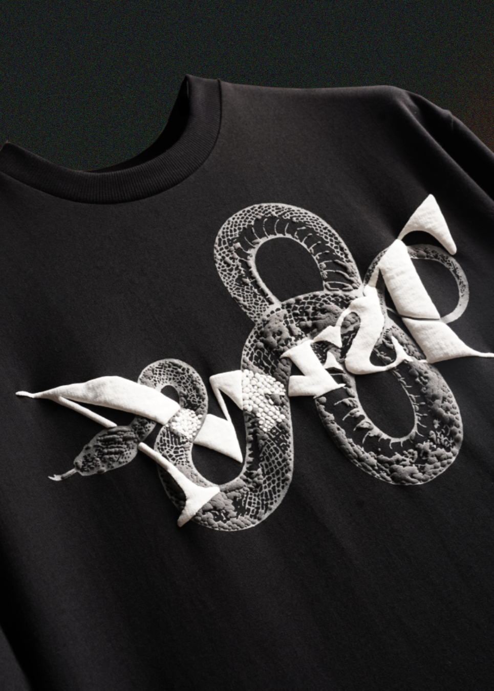 Hug Trap MNFST T-shirt