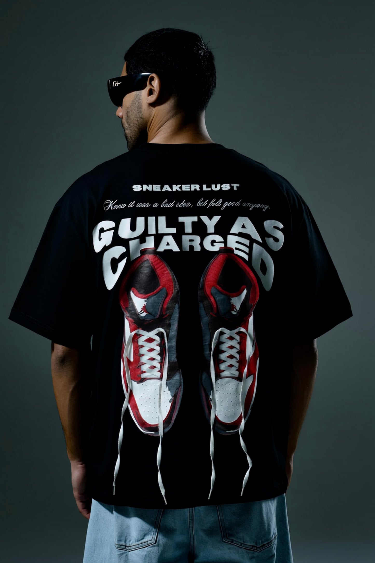 Sneaker Scandal MNFST T-shirt