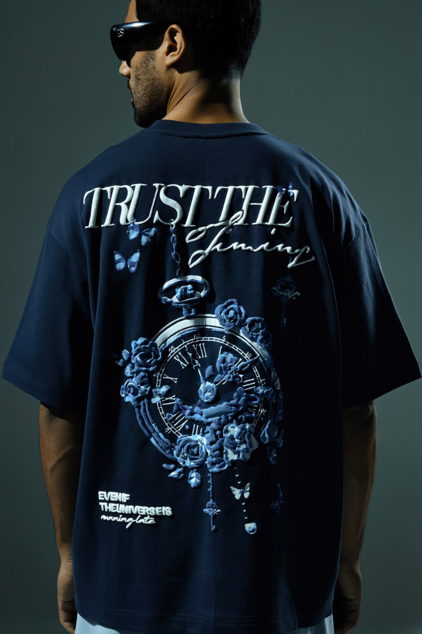 Cosmic Clock MNFST T-shirt