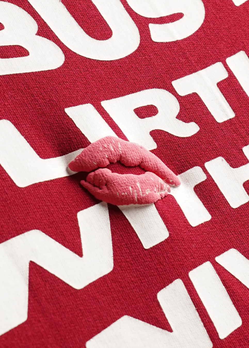 Universal Romance MNFST T-shirt