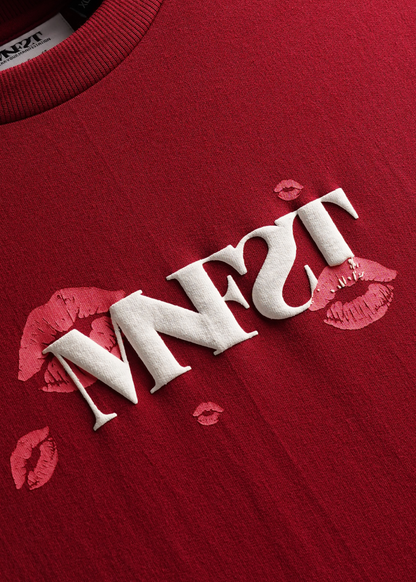 Universal Romance MNFST T-shirt